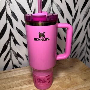 ‼️ON SALE‼️ Stanley 40oz Stainless Steel H2.0 FlowState Quencher Tumbler- Glinda